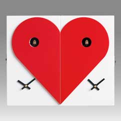 Contemporary cuckoo clock Art.loveme loveyou 2606 lacquered with acrilic color white with heart red, left and right part together